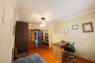 merkez: Bakı, 4 otaqlı, Köhnə tikili, m. Xətai, 100 kv. m — 10