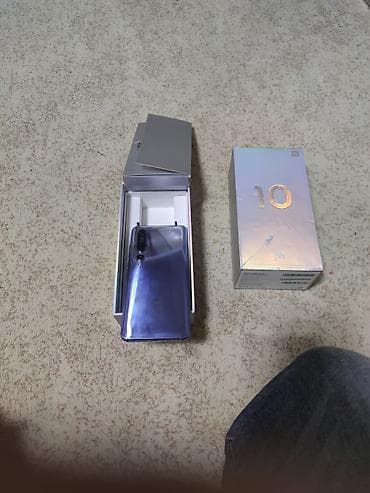 mi pad: Xiaomi Mi 10 5G, 256 GB, rəng - Bənövşəyi, 
 Simsiz şarj — 7