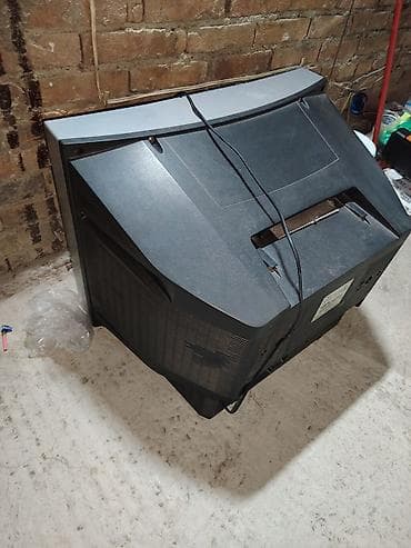 philips xenium x530: Televizor JVC — 6