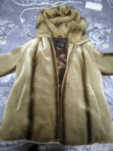 çəhrayı kupalnik: Çox az geyinilib bu kürkü baha alınıb İsti saxlayır defekti yoxdu — 4