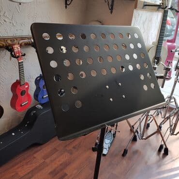 ed 10: Püpitr Ünvan:Nizami 42 (Daxili işlər nazirliyin arxası) İş — 2