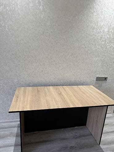 egger laminat: İşlənmiş, İşçi üçün, Kvadrat masa — 1