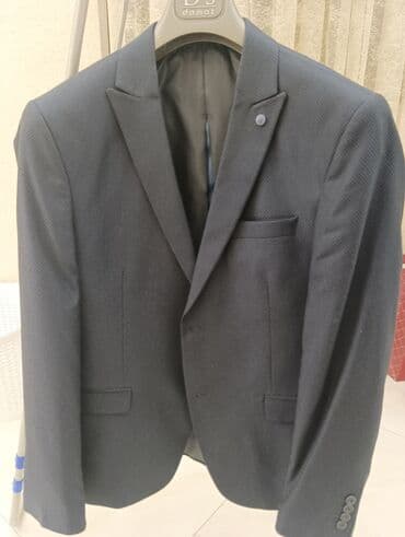 мужские спортивные костюмы брендовые бишкек: Kastyumlar hamısı satılır. hamısı 1 dəfə geyinilib. 3 ü 200azn endirim — 1