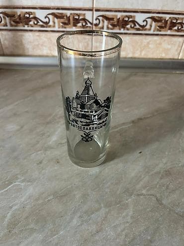 diri baliq: Şüşə shot stəkanı – “Vitoslavlitsy” suvenir - Material: qalın şəffaf — 1