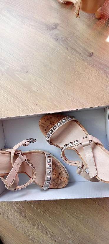 женские босоножки на платформе: Qadın platforma sandal - Rəng: bej/nude tonları - Dizayn: Taxta/kork — 2