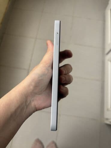 iphone xs max qiymeti islenmis: Samsung Galaxy A25, 256 GB, rəng - Ağ, Zəmanət, Kredit, Qırıq — 3