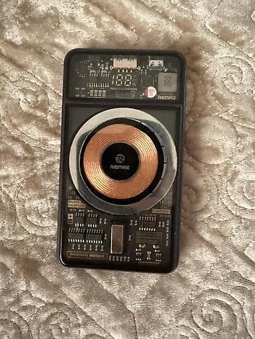 iphone 12 satilir: Powerbank 10000 mAh — 1