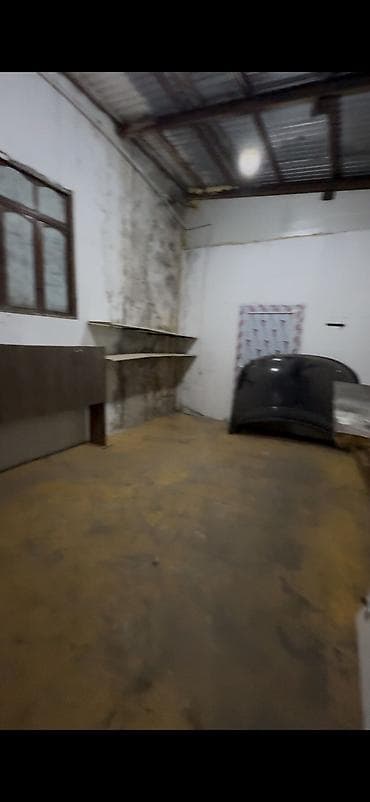 Аренда гаража: Şəhərin mərkəzində ( Heyder Eliyev pr. Çinar plazanın yanı)120 m2 — 4