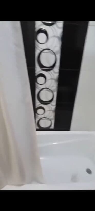 Сниму квартиру: 3 комнаты, 79 м² — 2