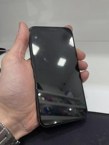 ultra: IPhone 11, Qara, Face ID — 2