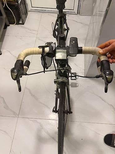 muherrikli velosiped: Yol yarış şosse velosipedi – aksesuarlarla birlikdə Xüsusiyyətlər: - — 3