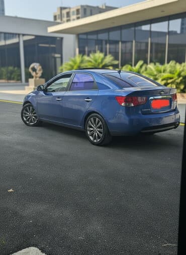 ilkin odənişsiz avtomobillər: Kia Cerato: 2 l | 2009 il Sedan — 1