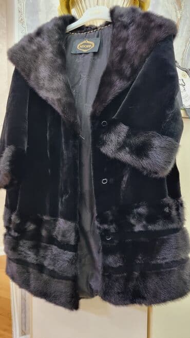 4_5 dəfə geyinib demek olarki tezedir. çox aşağı qiymetle lalafo.az -da 4_5 dəfə geyinib demek olarki tezedir. çox aşağı qiymetle