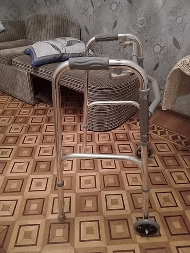 İki təkərli gəzinti çərçivəsi (walker) - Material: yüngül, möhkəm — 3