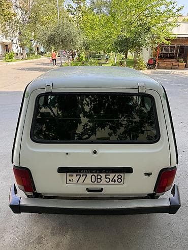 vaz 2007: VAZ (LADA) 4x4 Niva: 1.7 l | 2006 il 47000 km Ofrouder/SUV — 6