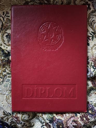 alman dili muellimi: Ali təhsilli müəlliməyem qırmızı "DİPLOM"la Universiteti bitirmişəm — 2