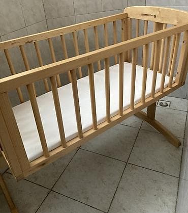 iyde agaci: Oğlan və qız üçün, Dördbucaq, Beşik, Dəstsiz, Matras ilə, Yellənmə mexanizm ilə — 4