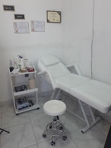 tibbi avadanlıqlar: Wokkk endirim 3 lu dest 1 eded kuwetka 1 eded etajerka 1 eded tekerli — 2