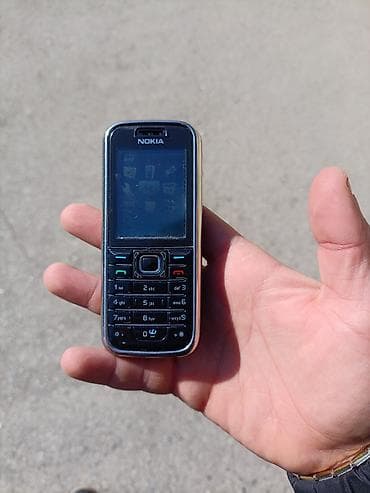 duymeli telefon: Nokia 1, 2 GB, rəng - Qara, Zəmanət, Düyməli — 1