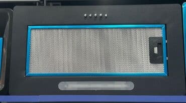 Qabyuyan maşınlar: Aspirator rəng - Qara, Yeni — 1