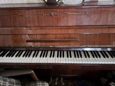 Пианино: AKKORD pianino B/u - Pedallar: 3 pedal (sustain, soft və sostenuto/ton — 2