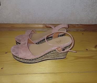 танкетка: Qadın sandaleti – platformalı (wedges) model - Rəng: pudra/çəhrayı - — 2