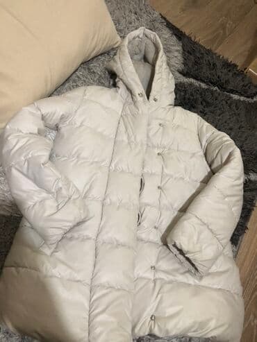 yun uşaq kolqotları: LC Waikiki qız uşağı üçün qışlıq şişmə plaş/palto - Rəng: açıq — 3