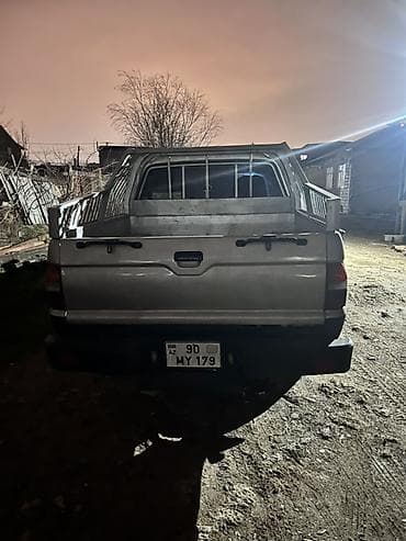 mitsubişi pikap: Heç bur problemi yoxdur sıfırdan yığılıbdır barter var təklifə baxır — 3