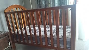 usag otagi: Oğlan və qız üçün, Dördbucaq, Beşik, Dəstsiz, Matras ilə, Yellənmə mexanizmsiz — 4