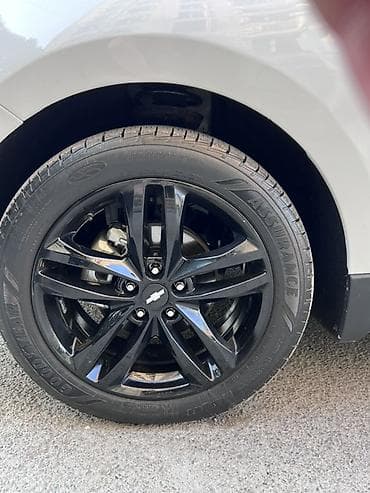man sat: Chevrolet Equinox – ağ rəng 2021 Zolaq tanima guzgunun olu zonasi ozu — 7