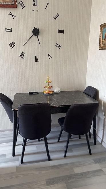 ağ stul: Mətbəx üçün, İşlənmiş, Kvadrat masa, 4 stul — 2