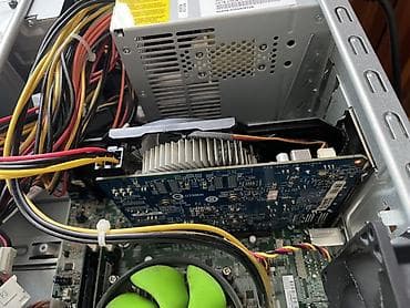 Videokart Gigabyte GeForce GTX 750, 4 GB — 2