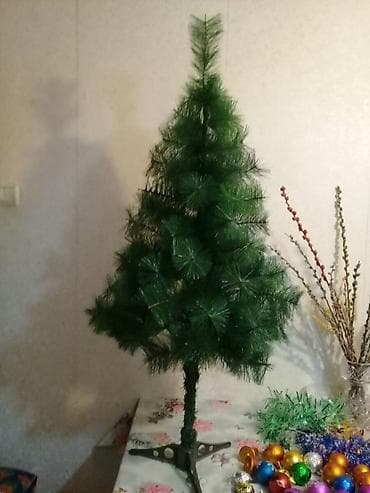 gozel agac sekilleri: Yolka bəzəklər ilə bir yerdə — 2