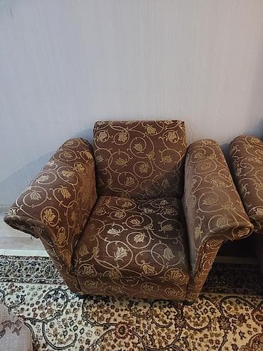İşlənmiş, Kreslo, Parça, Çatdırılma yoxdur