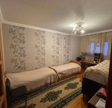 4 mikrorayon satilan menziller: Bakı, 3 otaqlı, Köhnə tikili, 80 kv. m — 2