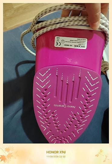 par ütü: Buxarlı ütü – Tefsel SC-8808 Xüsusiyyətlər: - Nano Ceramic altlıq – — 1