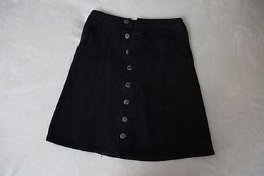 cins etek: Qara cins ətək - Model: A-kəsim, dizdən yuxarı uzunluq - Material — 2