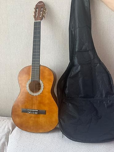 Klassik gitara