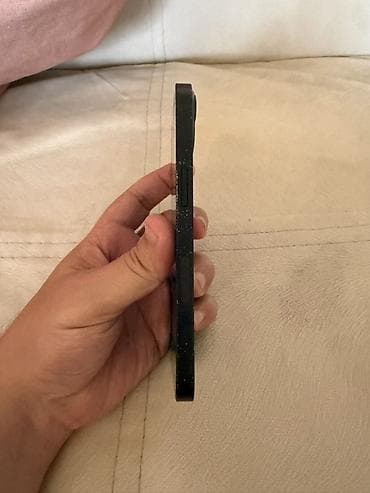 first light: IPhone 13, 128 GB, Qara — 3