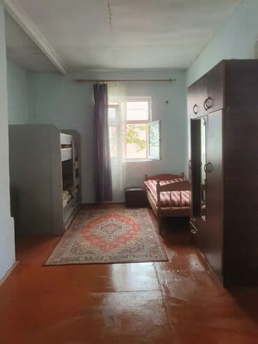 снять дом почасово: Kirayə otaq – mebellərlə - Geniş, işıqlı otaq; pəncərəli, tül və — 1