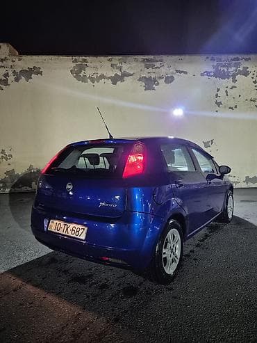 on lip universal: Fiat Grande Punto – mavi rəngli, 5 qapılı hetçbek. kondisaner sukanin — 10