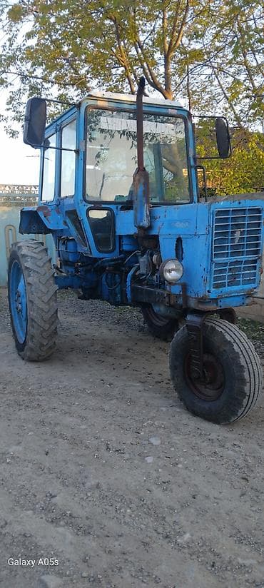 mtz 80 motor: Belarus 80 satilir istyen əlaqe saxlasin — 1