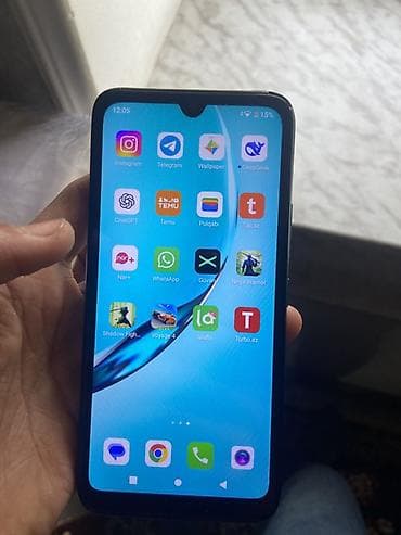 блендер 3 в 1: Itel smartfon Xüsusiyyətlər: - Ekran: damcı-notchu olan tam ekran — 1