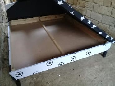 carpayi bazali: Taxt bazali

2 neferlikdir sandigsiz 2 neferlik 100m — 2