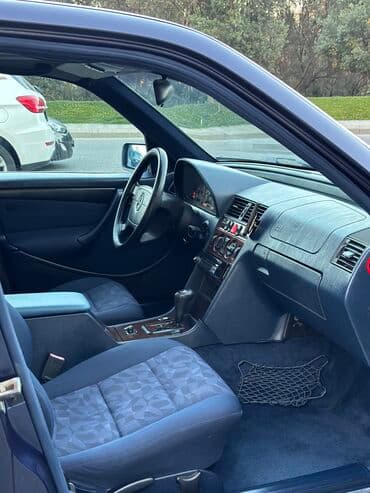 mersedes yan guzgulər: Mercedes-Benz C 180: 1.8 l | 1998 il Sedan — 13