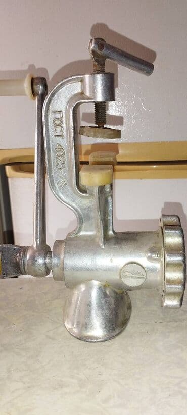 примочка для электрогитары: Əl ət çəkən maşını.işlək vəziyyətdə — 1