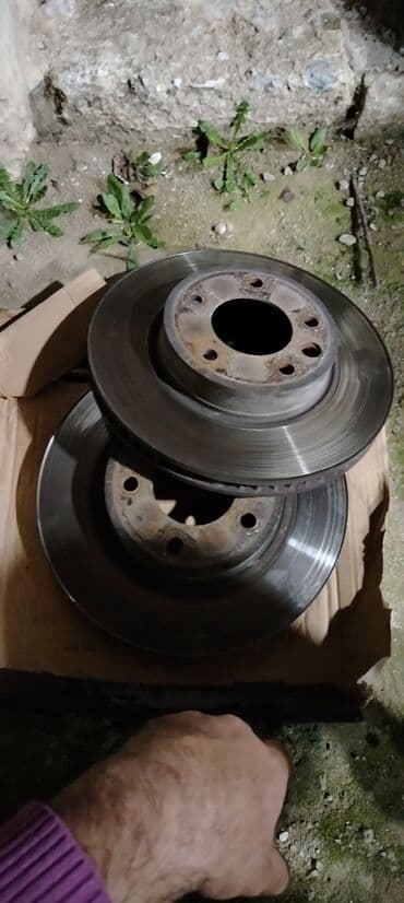ij diskləri: Volkswagen Touareg 3.2 matorun qabaq naklatkaları və 2 eded qabaq — 1