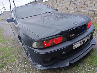 BMW 5 series: 2.8 l | 1999 il Sedan