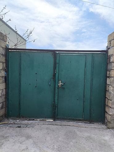zabrat demir qapilar: İşlənmiş Dəmir Həyət darvazası, Yana açılan, 3 m, Mexaniki, Qapı ilə, rəng - Yaşıl — 2