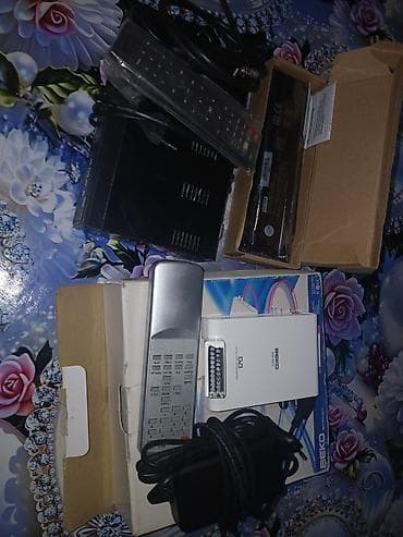 BEKO DVB-T/T2 rəqəmsal TV qəbulediciləri və aksesuarları dəsti - BEKO
